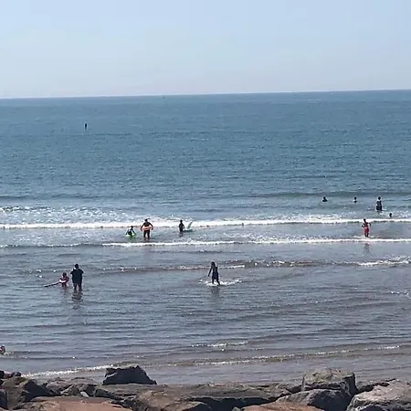 Beachfront Pet Friendly Townhouse, Stunning Views Port Talbot Exterior foto